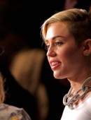 Miley-Cyrus-Bangerz-Music-Album-Release-Party-16