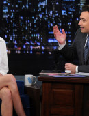 Miley-Cyrus-Late-Night-with-Jimmy-Fallon-in-NYC-1