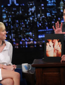 Miley-Cyrus-Late-Night-with-Jimmy-Fallon-in-NYC-8