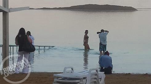 Rihanna-at-Dead-Sea-Israel-6