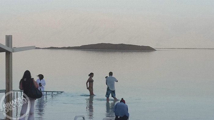 Rihanna-at-Dead-Sea-Israel-7