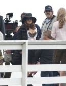 Salma-Hayek-on-the-Set-of-How-to-Make-Love-Like-an-Englishman-in-LA-2