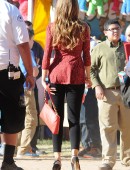 Sofia-Vergara-Booty-in-Tights-1