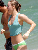 Suki-Waterhouse-1
