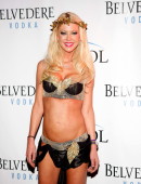 Tara-Reid-61