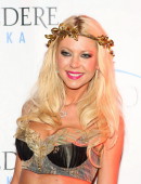 Tara-Reid-67