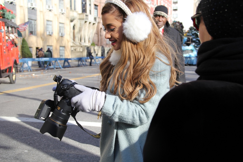 Ariana-Grande-586