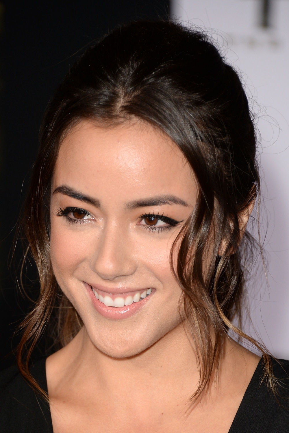 Chloe-Bennet-7