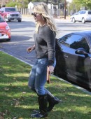Hilary-Duff-309
