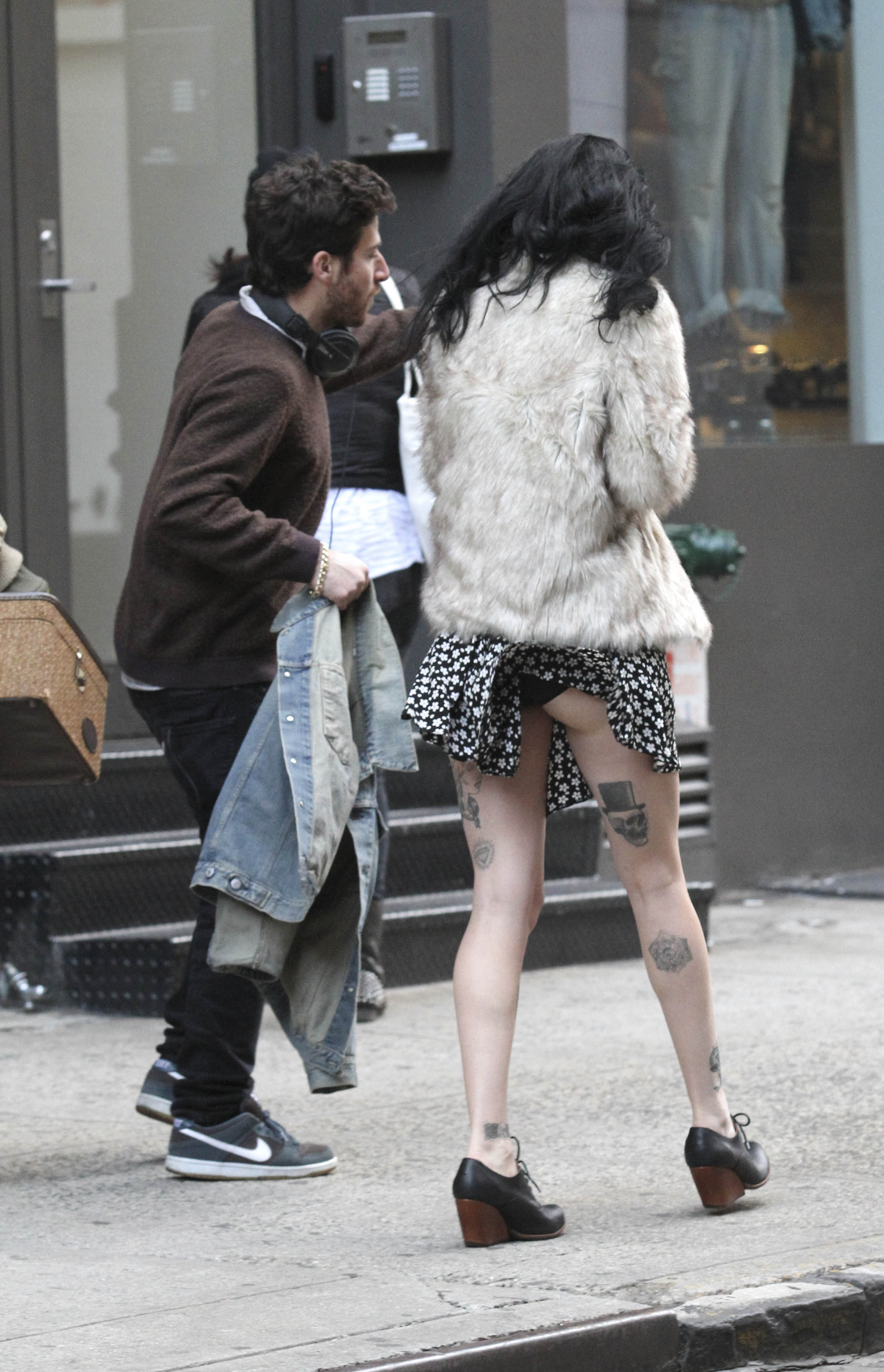 Krysten-Ritter-7