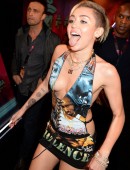 Miley-Cyrus-71