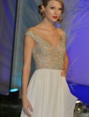 Taylor-Swift-502