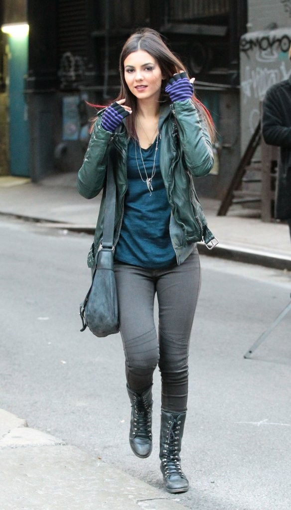Victoria-Justice-154