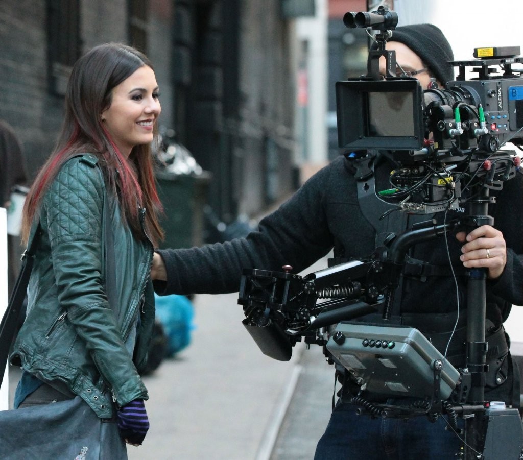 Victoria-Justice-156