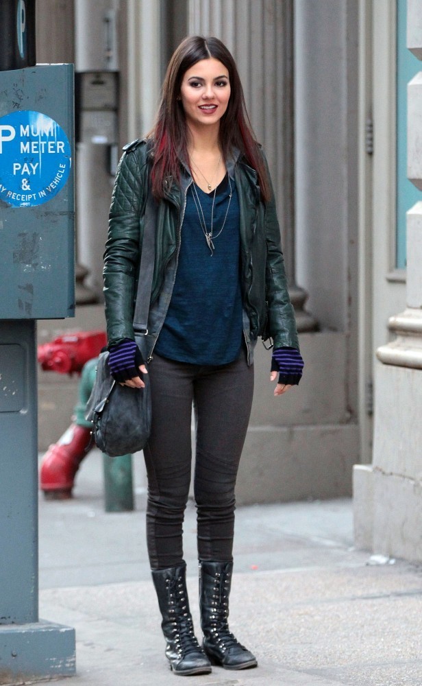 Victoria-Justice-162