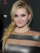 Abigail-Breslin-7