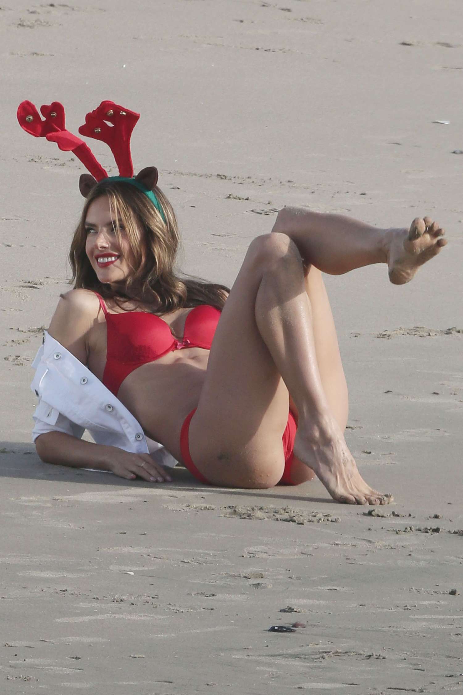 Alessandra-Ambrosio-270