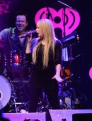 Avril-Lavigne-18