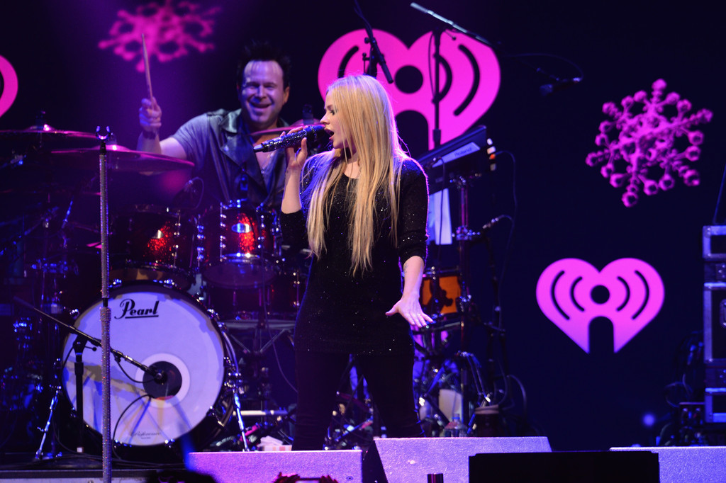 Avril-Lavigne-18