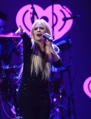 Avril-Lavigne-19