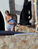 Jennifer Aniston is seen on holiday in Mexico with fiance Justin Theroux