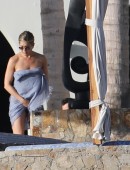 Jennifer Aniston is seen on holiday in Mexico with fiance Justin Theroux
