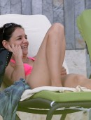 Katie-Holmes-in-Bikini-Miami-3