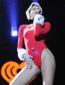 Miley-Cyrus-122