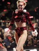 Miley-Cyrus-136