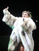 Miley-Cyrus-221