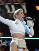 Miley-Cyrus-228