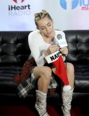 Miley-Cyrus-319
