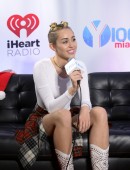 Miley-Cyrus-327