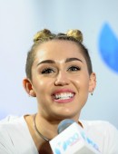 Miley-Cyrus-335