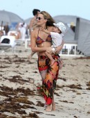 Molly-Sims-12