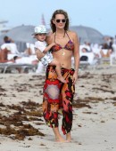 Molly-Sims-13