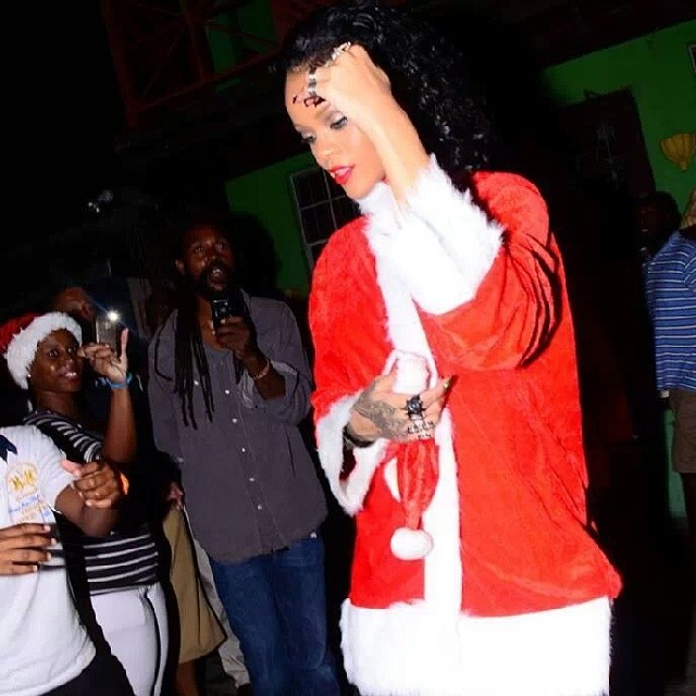 Rihanna-371