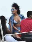 Rihanna-428