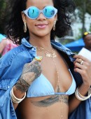 Rihanna-429