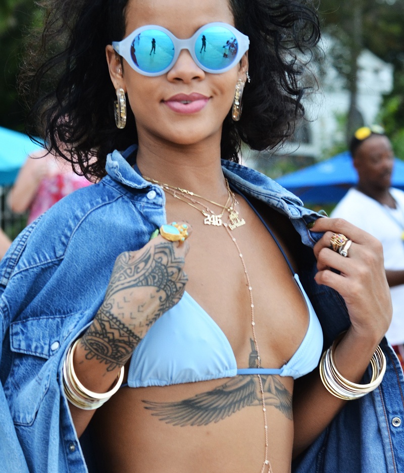 Rihanna-429
