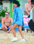 Rihanna-435
