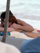 Rumer-Willis-in-Bikini-at-Beach-in-Miami-2