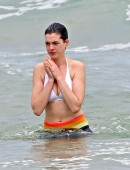Anne-Hathaway-407
