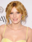 Bella-Thorne-545