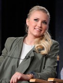 Emily-Osment-264