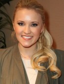Emily-Osment-268