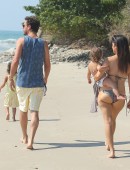 Kourtney-Kardashian-727