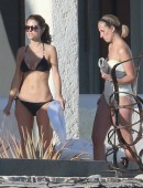 Maria-Menounos-7