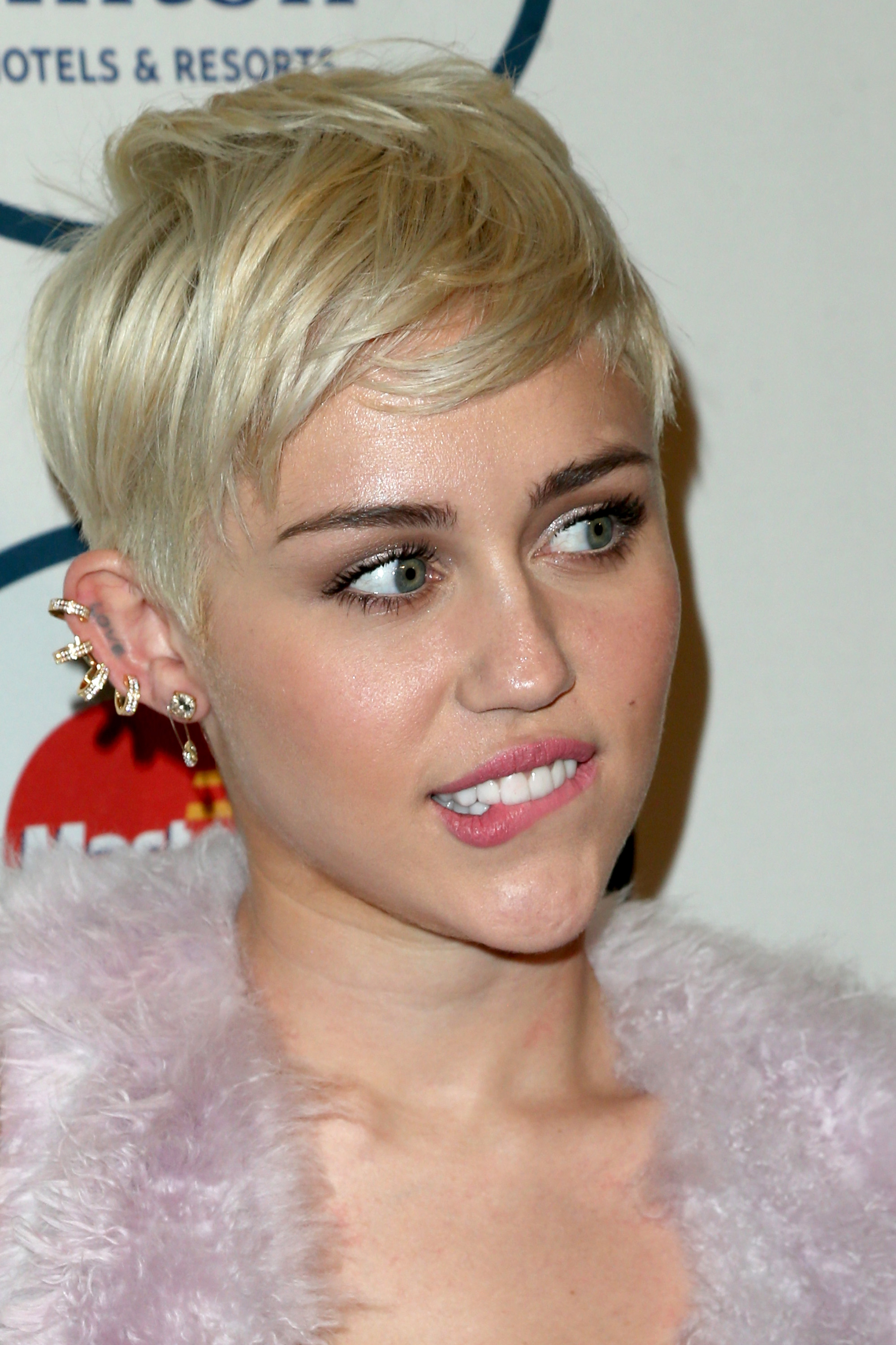 Miley-Cyrus-662