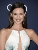 Odette-Annable-001